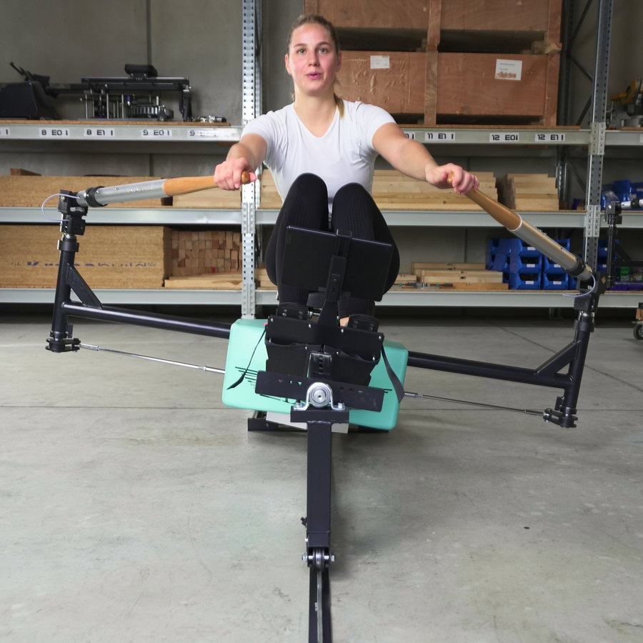 BIOROWER Pro is the worlds best rowing machine - it can be set to be unstable, so that you can train your deep core muscles